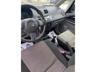 SUZUKI SX4 1.5 GLX CD AC 3év garanciával . ellenőrzött futású . megkímélt állapotú