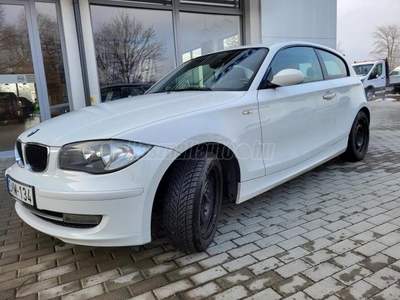 BMW 116i Vezetett szervizkönyv