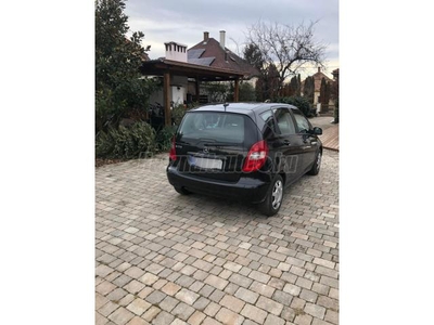 MERCEDES-BENZ A 150 Classic