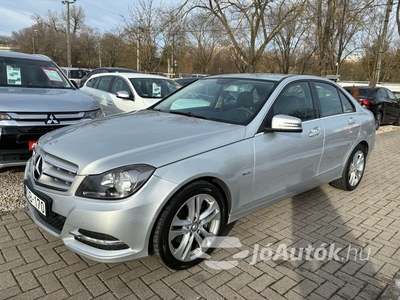 MERCEDES-BENZ C-osztály