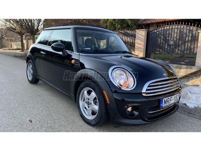 MINI MINI COOPER 1.6 (Automata) BRUTTÓ-ÁR!GAR.KM!ÜVEGTETŐ!HARMAN/KARDON!FULL-BŐR!ÚJ-GUMIK!