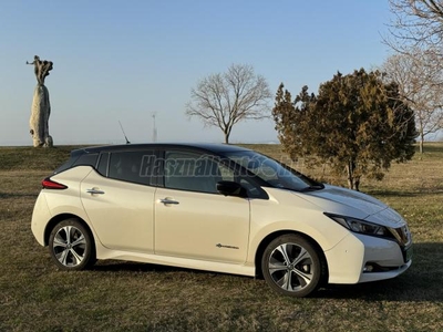 NISSAN LEAF Tekna 40kWh (Automata) Fekete tető. Vajbőr