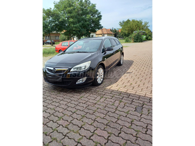 OPEL ASTRA J 1.4 T Cosmo