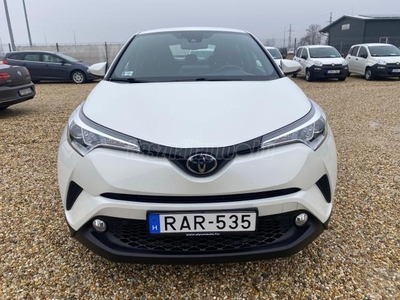 TOYOTA C-HR 1.2T Active (ülésfűtéssel) Digitklíma.Tolatóradar.Ülésfűtés.Tempomat.Alufelni.Sávtartó