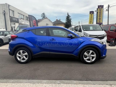 TOYOTA C-HR 1.8 Hybrid Active (ülésfűtéssel) e-CVT SMART CSOMAGGAL. MEGKÍMÉLT SZÉP ÁLLAPOTBAN