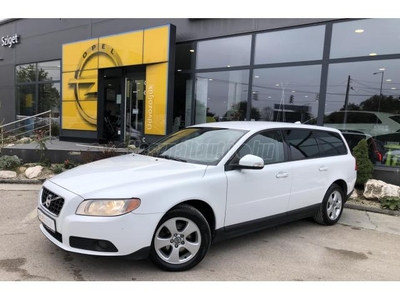 VOLVO V70 2.0 D Kinetic