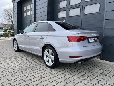 AUDI A3 Limousine 2.0 TDI Attraction S-tronic SZERVIZKÖNYV / S-LINE / NAVI / XENON / 2x PARKRADAR