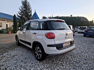 FIAT 500L 1.4 16V Cross Gyári garanciás-Mo.-Vezetett szervízkönyv-22000 km-1 tulaj!