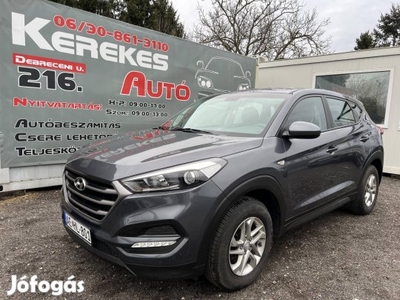 Hyundai Tucson 1.7 CRDi Comfort Gyönyörű Megkím...