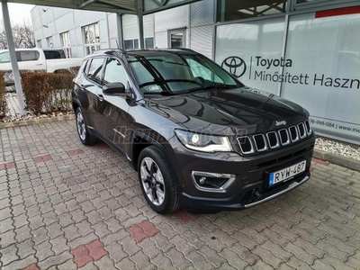 JEEP COMPASS 1.4 MultiAir 2 Limited Mo-i. szervizkönyv. Garancia: 2025/02-ig