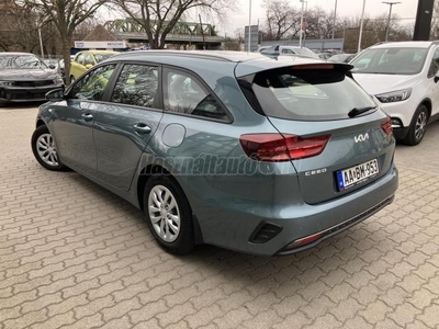 KIA CEE'D Ceed SW 1.0 T-GDI Silver MY22-es modell. Magyar. Szervizkönyv. Kamera. Áfás