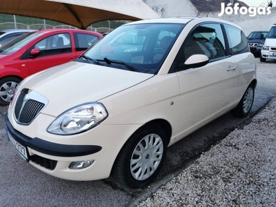 Lancia Ypsilon 1.4 Platino 206.142 km! Friss NA...