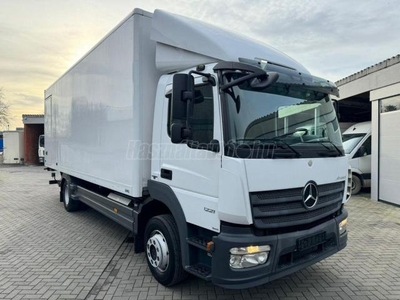 MERCEDES-BENZ ATEGO 1221 4X2 DOBOZOS + EMELŐHÁTFAL