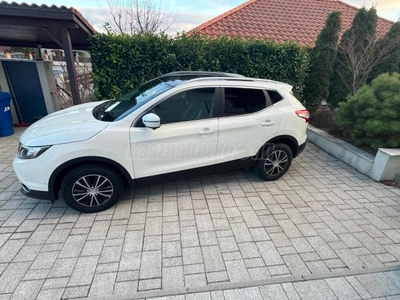 NISSAN QASHQAI 1.6 dCi Tekna