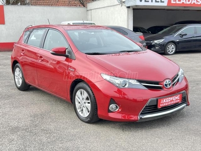 TOYOTA AURIS 1.8 HSD Active Trend+ (Automata) 51ekm. Újszerű Navi Kamera Bluetooth Keyless