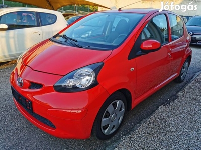 Toyota Aygo 1.0 AC 1 tulaj! 124185 Km! Végig ve...