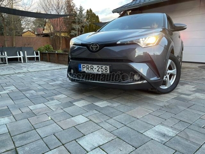 TOYOTA C-HR 1.2T Active (ülésfűtéssel) Friss műszaki. szerviz. első-hátsó radar