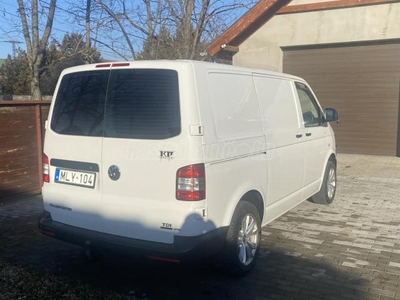 VOLKSWAGEN TRANSPORTER T5 2.0 CR TDI BlueMotion