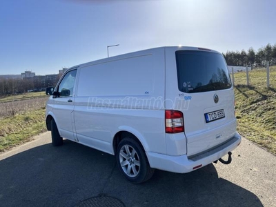 VOLKSWAGEN TRANSPORTER T5 2.5 TDI