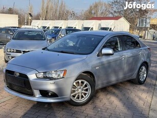 Mitsubishi Lancer Sportback 1.6 Invite Xenon.Te...