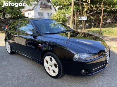 ALFA Romeo 147 1.6 T. Spark ECO Progression Aká...