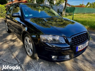 AUDI A3 2.0 PD TDI Ambition DSG S-line!! F-1 vá...