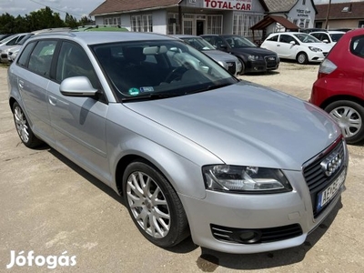 AUDI A3 2.0 TDI Attraction DPF Szervizkönyves