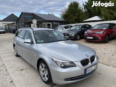 BMW 525i Touring Kézi 6-os váltó.Gyári Fényezés...