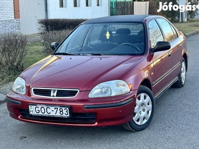 Honda Civic 1.4i