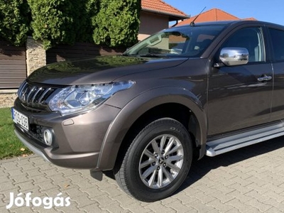 Mitsubishi L 200 2.4 DI-D Instyle Navi A T EURO...