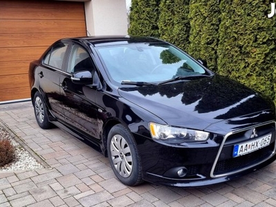 Mitsubishi Lancer 1.6 Intense AS&G Sedan Ülésfű...