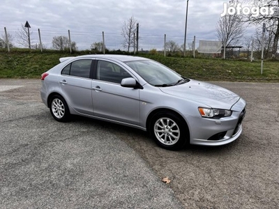 Mitsubishi Lancer Sportback 1.6 Invite Megkímél...