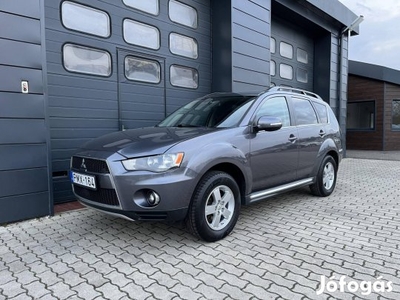 Mitsubishi Outlander 2.2 D Instyle Navi TC-SST...