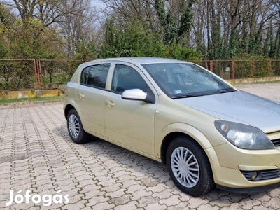 Opel Astra H 1.7 CDTI Enjoy Kiváló gumik Vonóho...