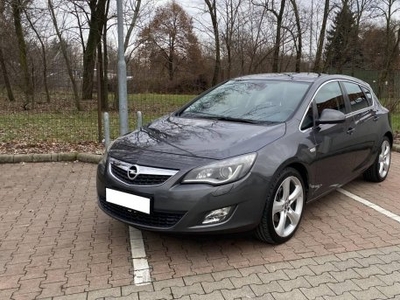 Opel Astra J 2.0 CDTI Sport