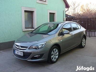 Opel Astra J Sedan 1.6 Enjoy EURO6 Magyarország...