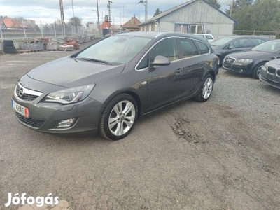 Opel Astra J Sports Tourer 2.0 CDTI Sport