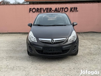 Opel Corsa D 1.4 Active Tempomat! Alufelni!