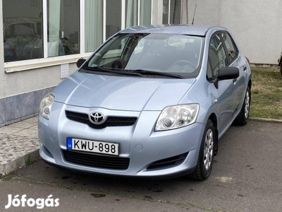 Toyota Auris 1.4 154 ezer Km . Magyar . Első Tulaj