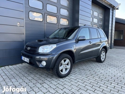 Toyota Rav 4 Rav4 2.0 D 4x4 Szervizelt / Navi /...