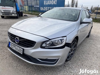 Volvo V60 2.0 D [D4] Ocean Race Geartronic Auto...