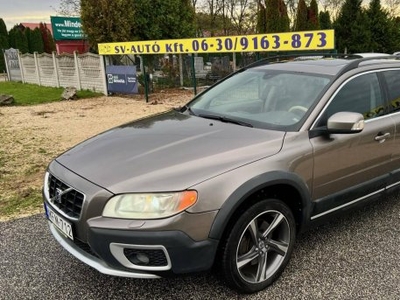 Volvo XC70 2.4 D [D5] AWD Summum Geartronic