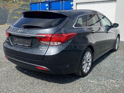 HYUNDAI I40 1.7 CRDi HP Premium VÉGIG VEZETETT SZERVIZKÖNYV-FRISS MŰSZAKI