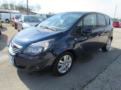 OPEL MERIVA B 1.7 CDTI Cosmo Üvegtető-Friss műszaki