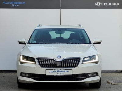 SKODA SUPERB Combi 2.0 TDI SCR Style 4x4 DSG / friss nagyszerviz / sérülésmentes / magyarországi