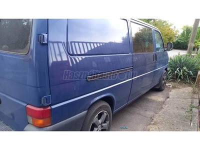 VOLKSWAGEN TRANSPORTER T4 Caravelle 2.5 Comfortline