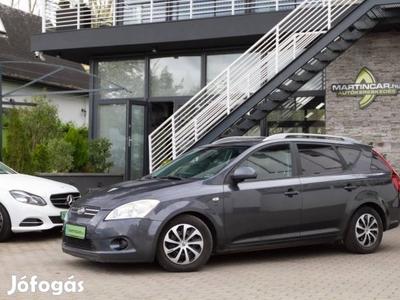 KIA CEE'D SW 1.6 CRDi EX Piston Grey Metallic +...