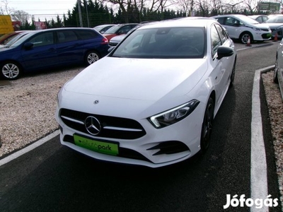 Mercedes-Benz A 250 e EQ Power AMG Line 8G-DCT...