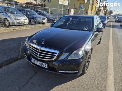 Mercedes-Benz E 200 CDI Blueefficiency Elegance...