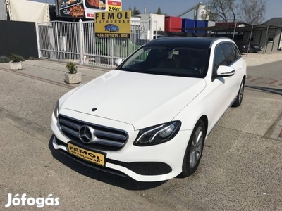 Mercedes-Benz E 220 d T 9G-Tronic Bluetec Végig...